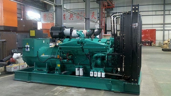 China A água refrigerou o apoio 3 séries diesel 800KW/1000KVA 1500RPM de Cummins do gerador da fase fábrica